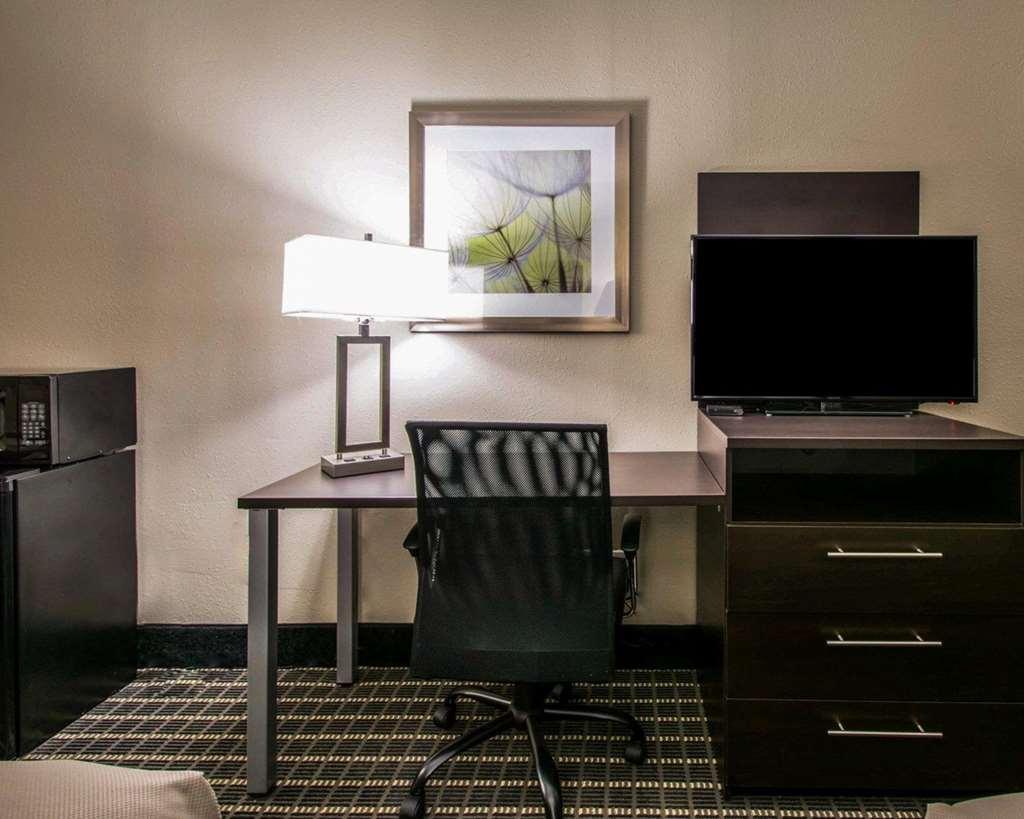 Econo Lodge Defuniak Springs I-10 Номер фото