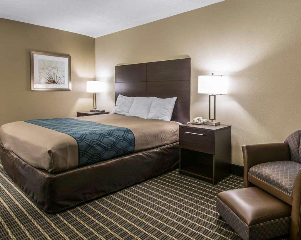 Econo Lodge Defuniak Springs I-10 Номер фото