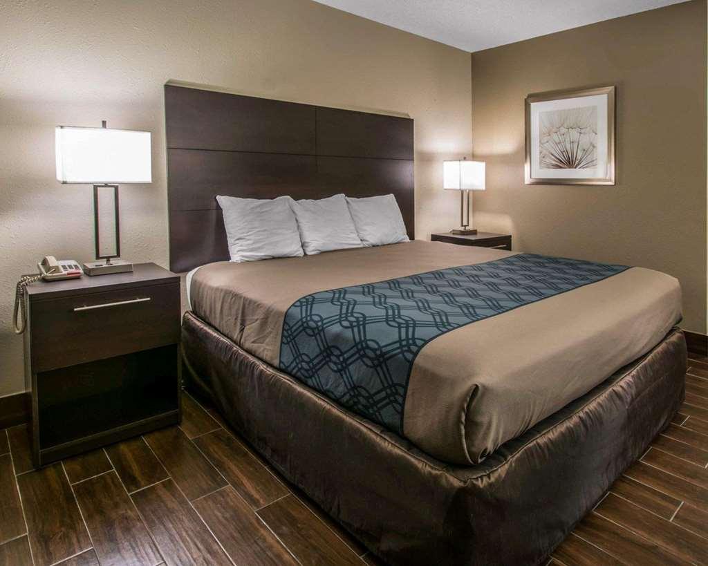 Econo Lodge Defuniak Springs I-10 Номер фото